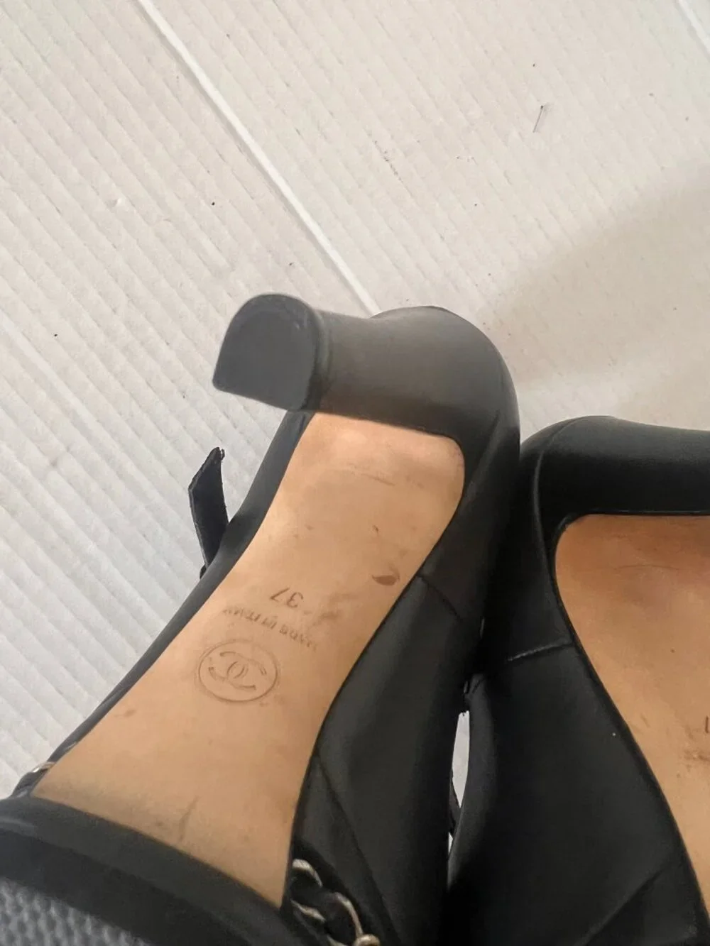 CHANEL excellent minimal
